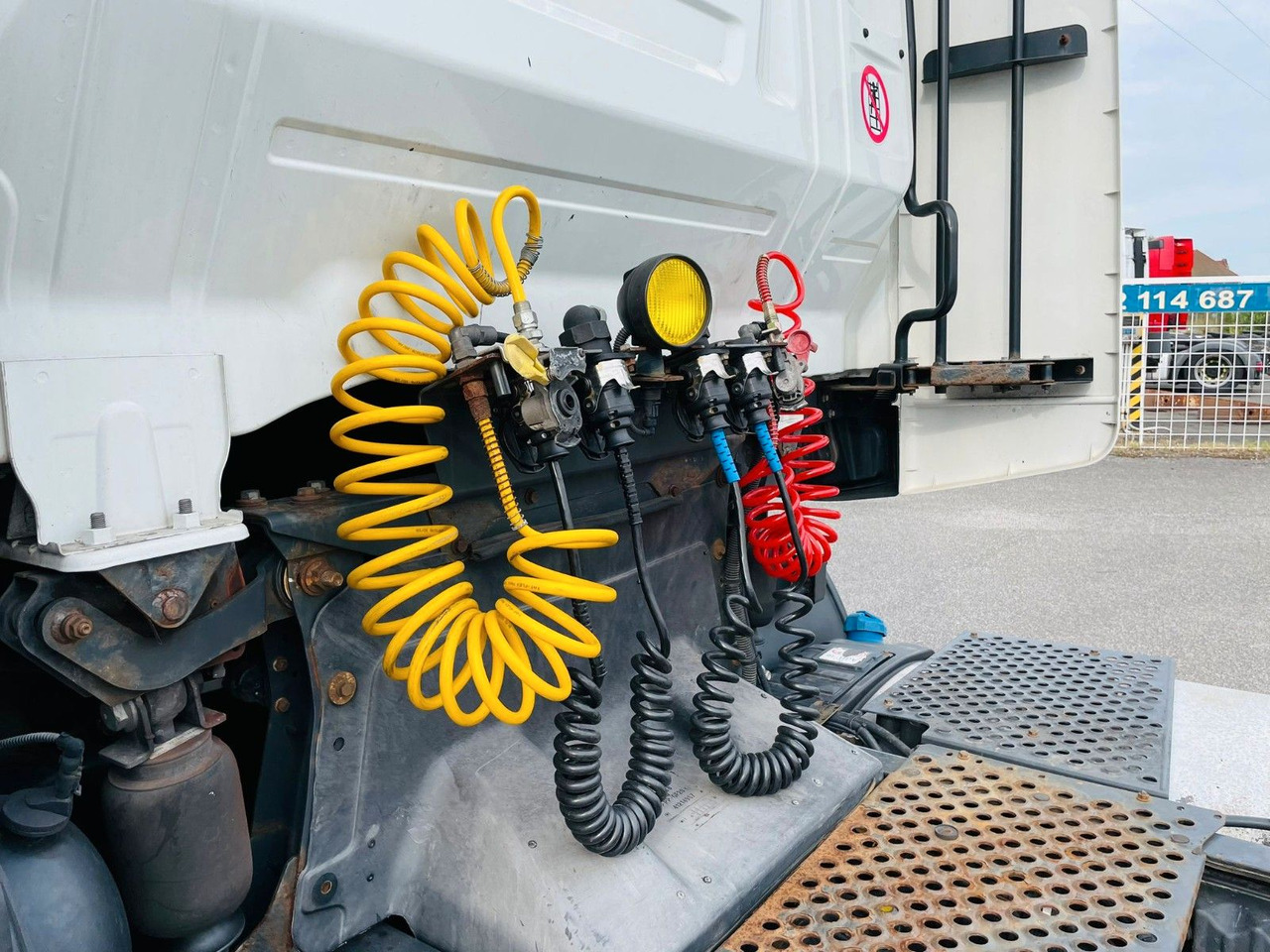 牵引车 Iveco Stralis AS440S46 EURO6:图8 牵引车 Iveco Stralis AS440S46 EURO6:图8