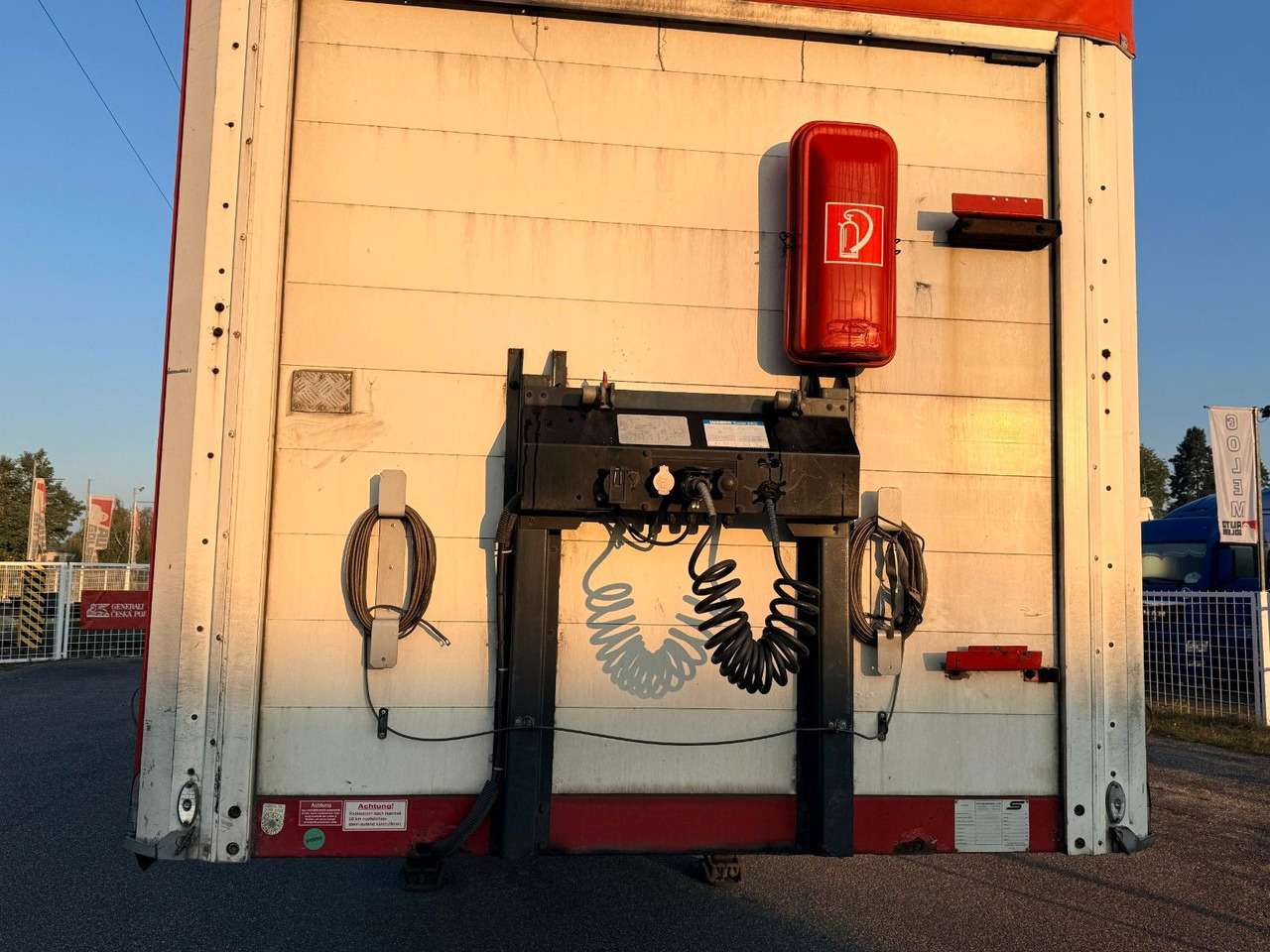 Schwarzmüller S 1 / J - 侧帘半拖车:图2 Schwarzmüller S 1 / J - 侧帘半拖车:图2