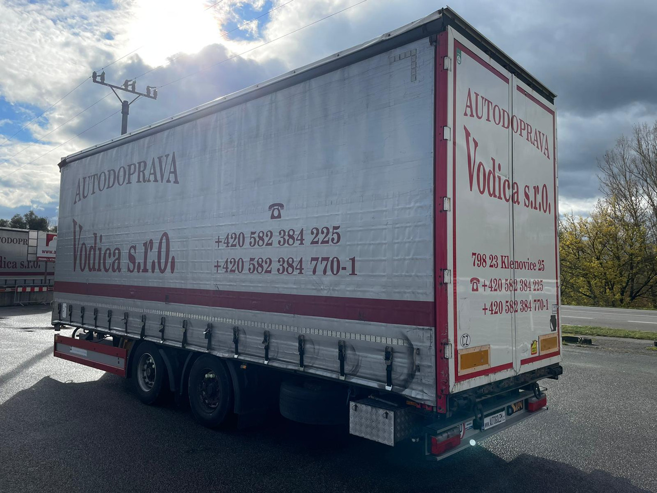 Svan CHT202 - 侧帘拖车:图5 Svan CHT202 - 侧帘拖车:图5