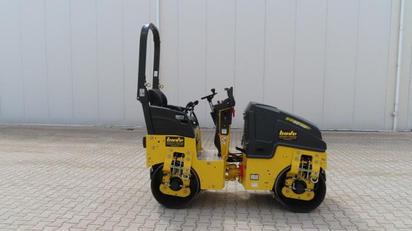 Bomag BW 80 AD-5 - 压路机:图1 Bomag BW 80 AD-5 - 压路机:图1