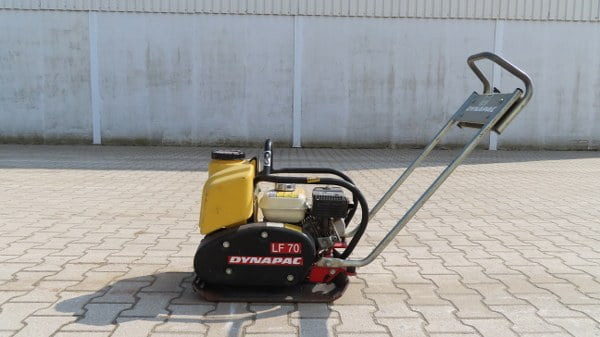 Dynapac LF 70 - 振动板:图5 Dynapac LF 70 - 振动板:图5