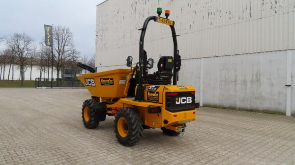 JCB 3T 2-ST - 小型自卸车:图4 JCB 3T 2-ST - 小型自卸车:图4