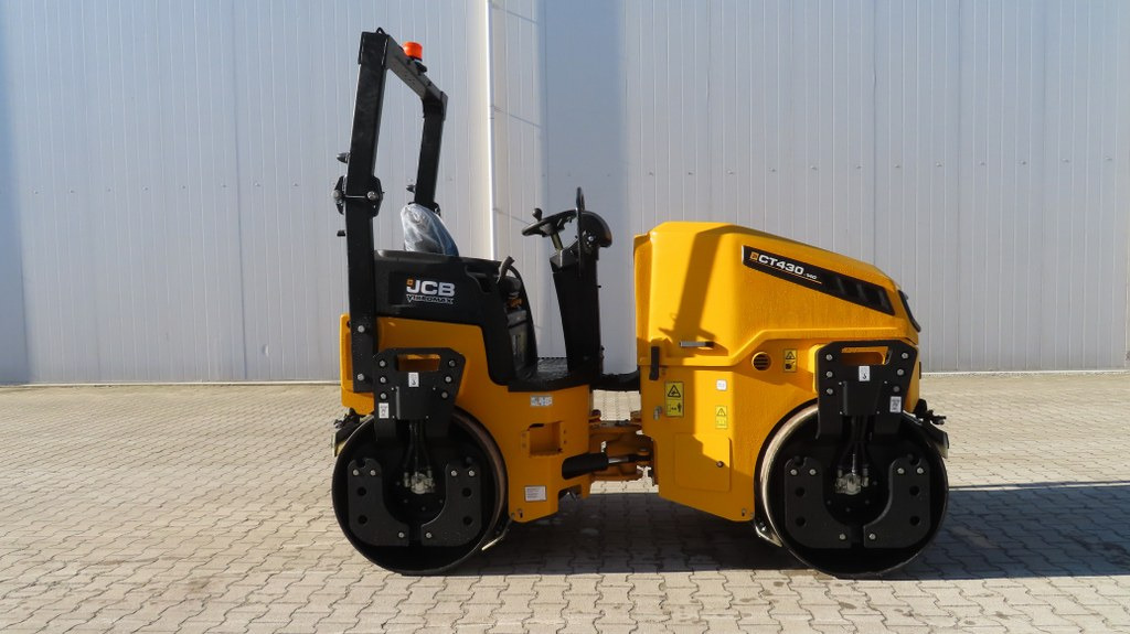 JCB CT430-140 - 压路机:图1 JCB CT430-140 - 压路机:图1