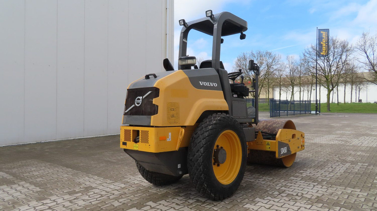 Volvo SD 45 B - 压实机:图2 Volvo SD 45 B - 压实机:图2