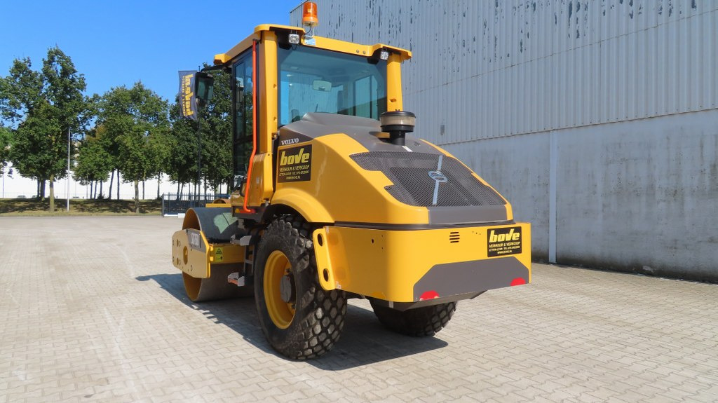 Volvo SD75 B - 压实机:图4 Volvo SD75 B - 压实机:图4