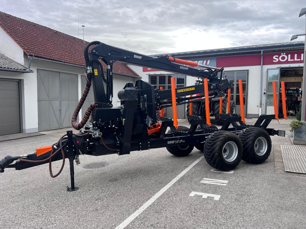 BMF BMF 10T2 mit BMF 850 HP Kran - 林业拖车:图5 BMF BMF 10T2 mit BMF 850 HP Kran - 林业拖车:图5
