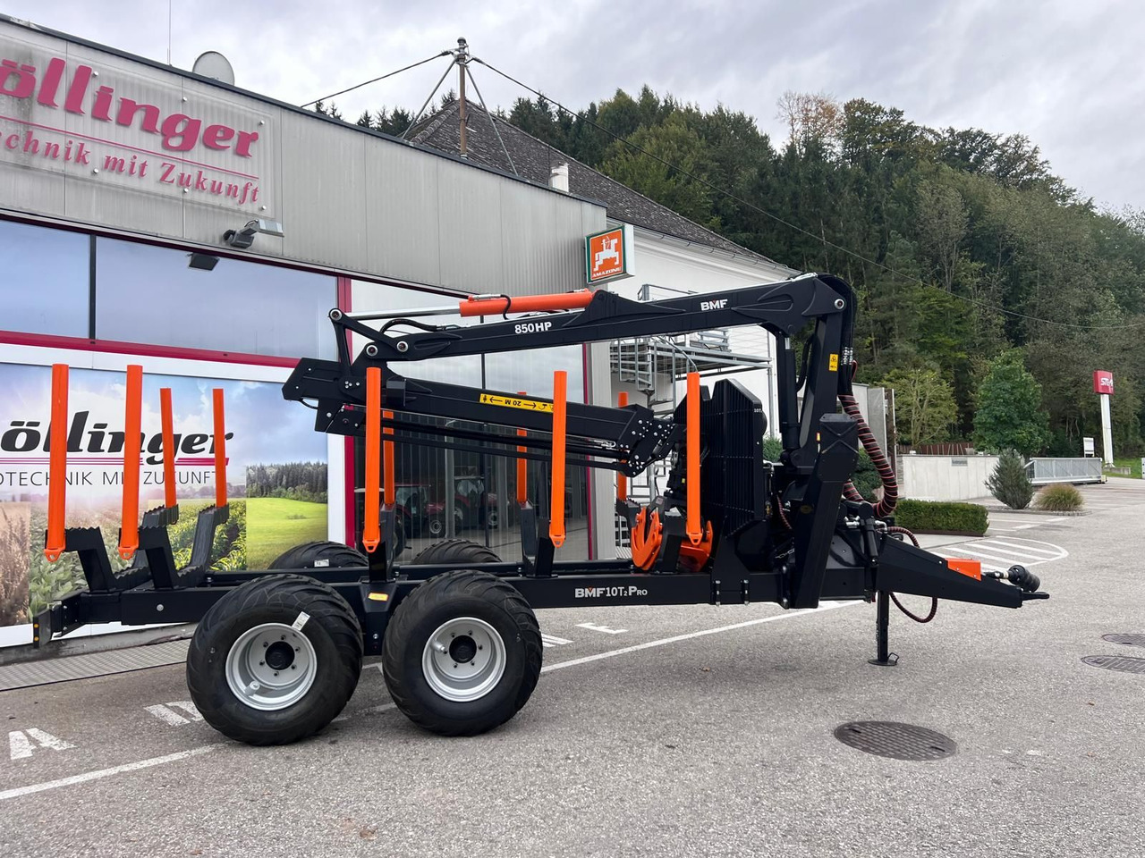 BMF BMF 10T2 mit BMF 850 HP Kran - 林业拖车:图2 BMF BMF 10T2 mit BMF 850 HP Kran - 林业拖车:图2