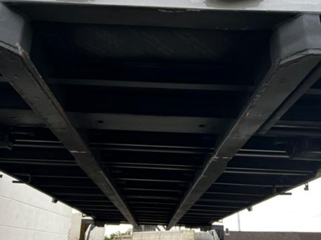 侧帘可拆卸车身 Krone Heck mit Portaltüren:图6 侧帘可拆卸车身 Krone Heck mit Portaltüren:图6