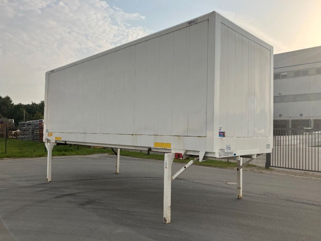 Krone Wechselbrücke Koffer - 可拆卸车身 - 厢式:图2 Krone Wechselbrücke Koffer - 可拆卸车身 - 厢式:图2