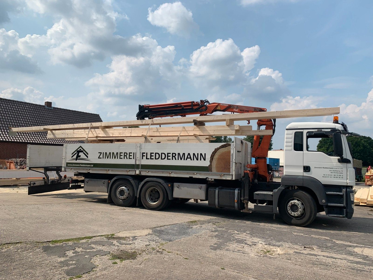 MAN TGS26400-6x2 LL/ TEREX 165 - EA3 - 栏板式/ 平板卡车, 起重车:图1 MAN TGS26400-6x2 LL/ TEREX 165 - EA3 - 栏板式/ 平板卡车, 起重车:图1
