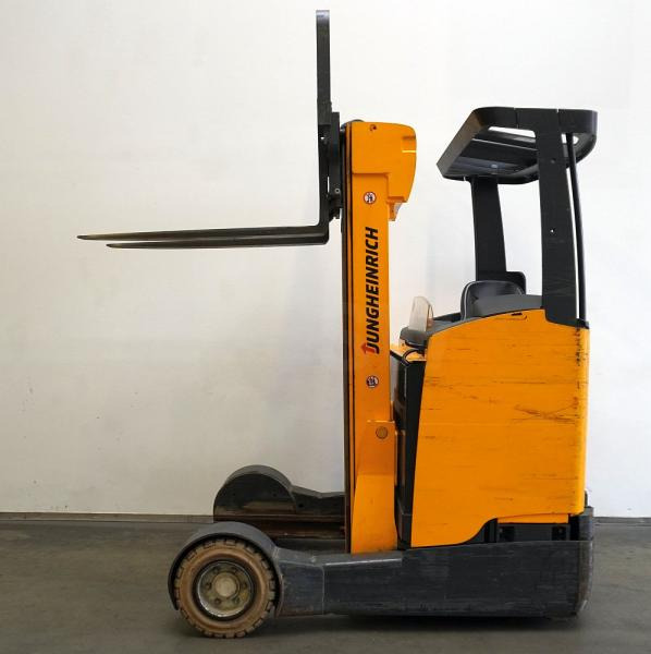 Jungheinrich ETVC16 - 前移式叉车:图4 Jungheinrich ETVC16 - 前移式叉车:图4