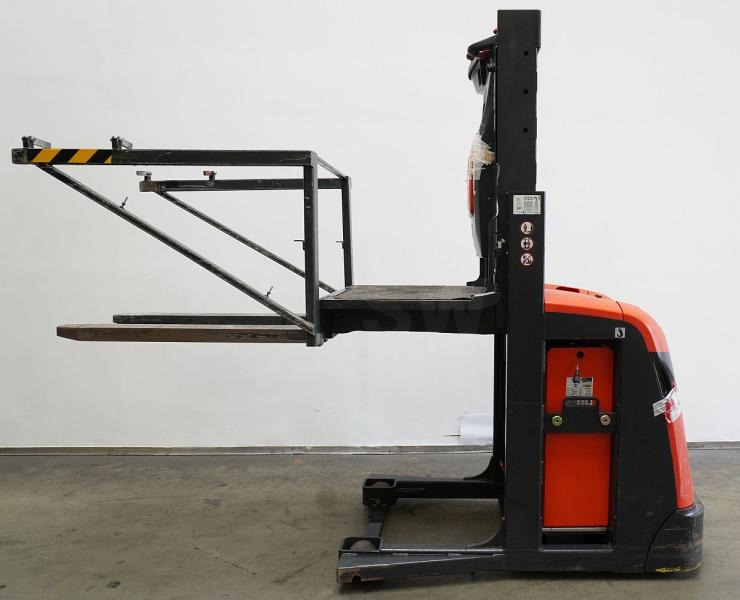 Linde V 10 5212 - 拣选车:图4 Linde V 10 5212 - 拣选车:图4