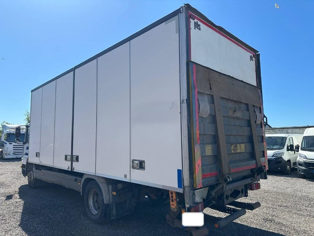 Mercedes-Benz 1224 L serie 5952 - 厢式卡车:图4 Mercedes-Benz 1224 L serie 5952 - 厢式卡车:图4