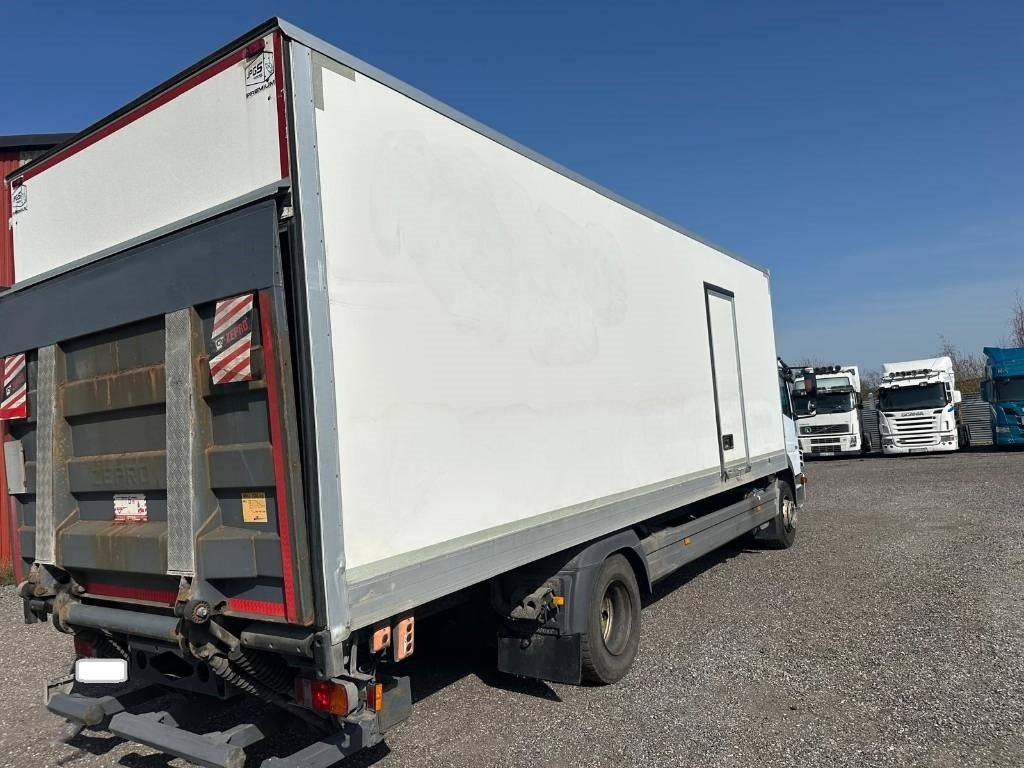 Mercedes-Benz 1624 serie 9580 - 厢式卡车:图4 Mercedes-Benz 1624 serie 9580 - 厢式卡车:图4