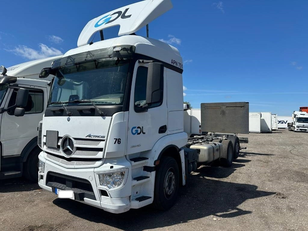 Mercedes-Benz Actros 2546 Serie 9375 - 驾驶室底盘卡车:图1 Mercedes-Benz Actros 2546 Serie 9375 - 驾驶室底盘卡车:图1