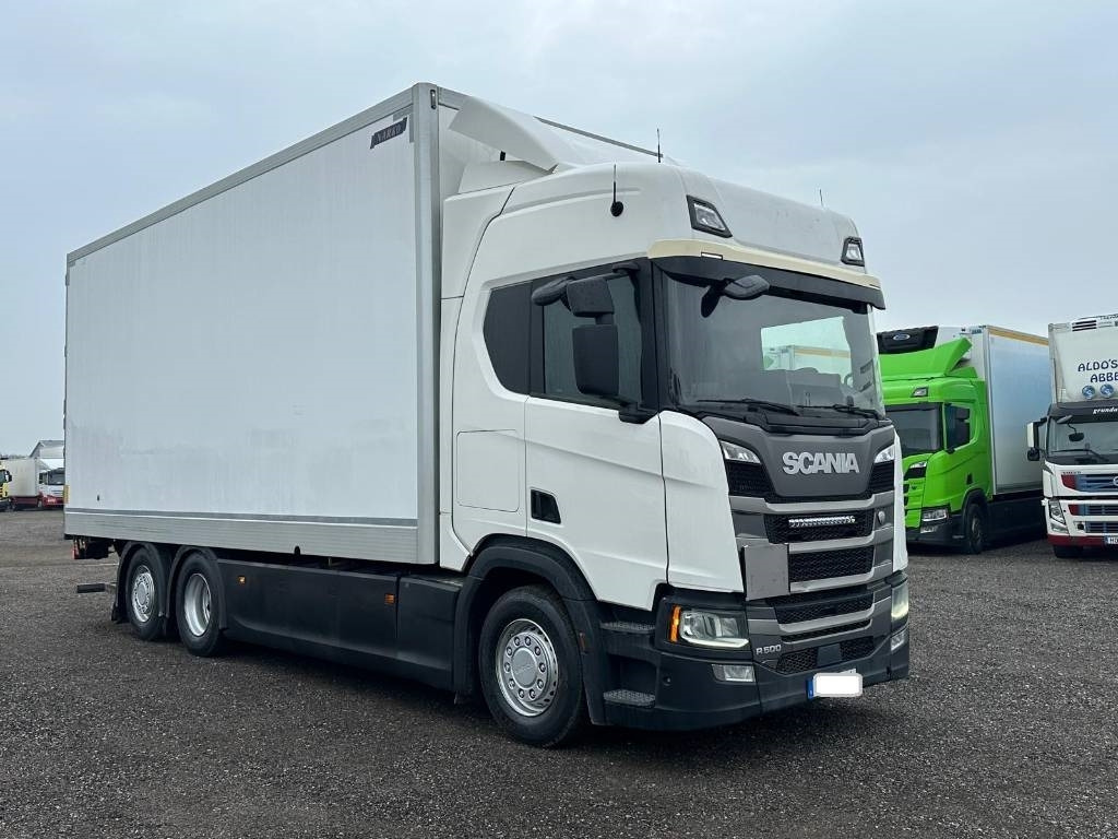 Scania R500B6X2*4NB serie 2921 - 厢式卡车:图1 Scania R500B6X2*4NB serie 2921 - 厢式卡车:图1