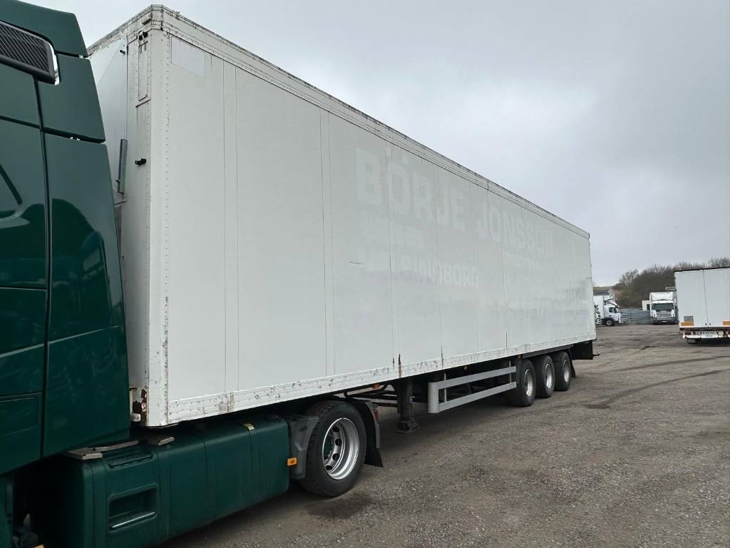 Schmitz SKO 24 3260 - 封闭厢式半拖车:图5 Schmitz SKO 24 3260 - 封闭厢式半拖车:图5