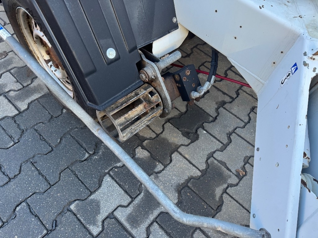 Dino 160 XT - 拖车式高空作业平台:图3 Dino 160 XT - 拖车式高空作业平台:图3