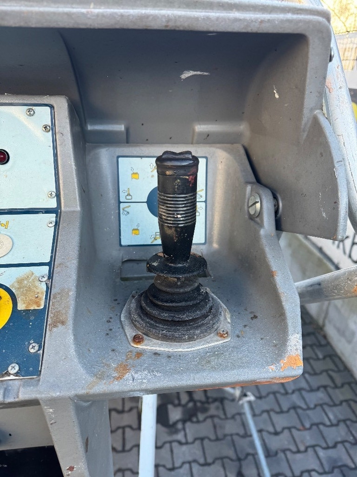 Dino 160 XT - 拖车式高空作业平台:图5 Dino 160 XT - 拖车式高空作业平台:图5