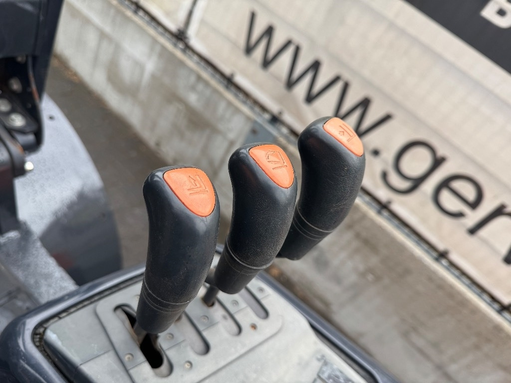 Doosan D 40 SC-7 - 柴油叉车:图5 Doosan D 40 SC-7 - 柴油叉车:图5