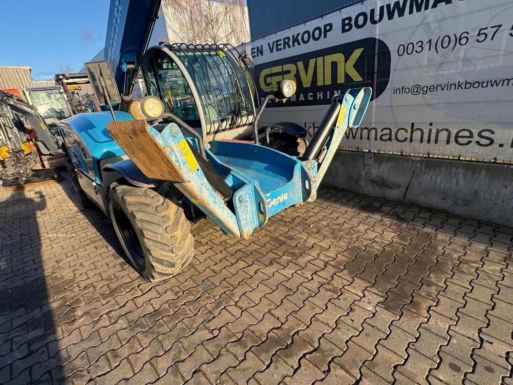 Genie GTH 4013 SX - 伸缩臂叉装车:图4 Genie GTH 4013 SX - 伸缩臂叉装车:图4