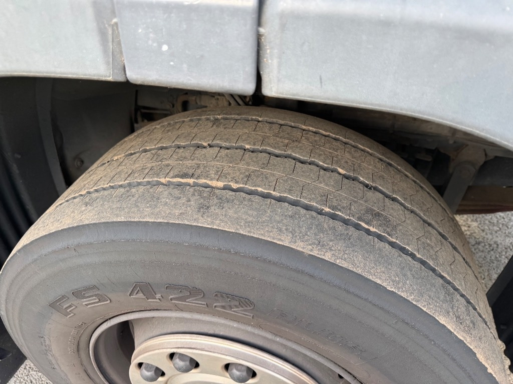 Scania P 340 - 厢式卡车:图4 Scania P 340 - 厢式卡车:图4