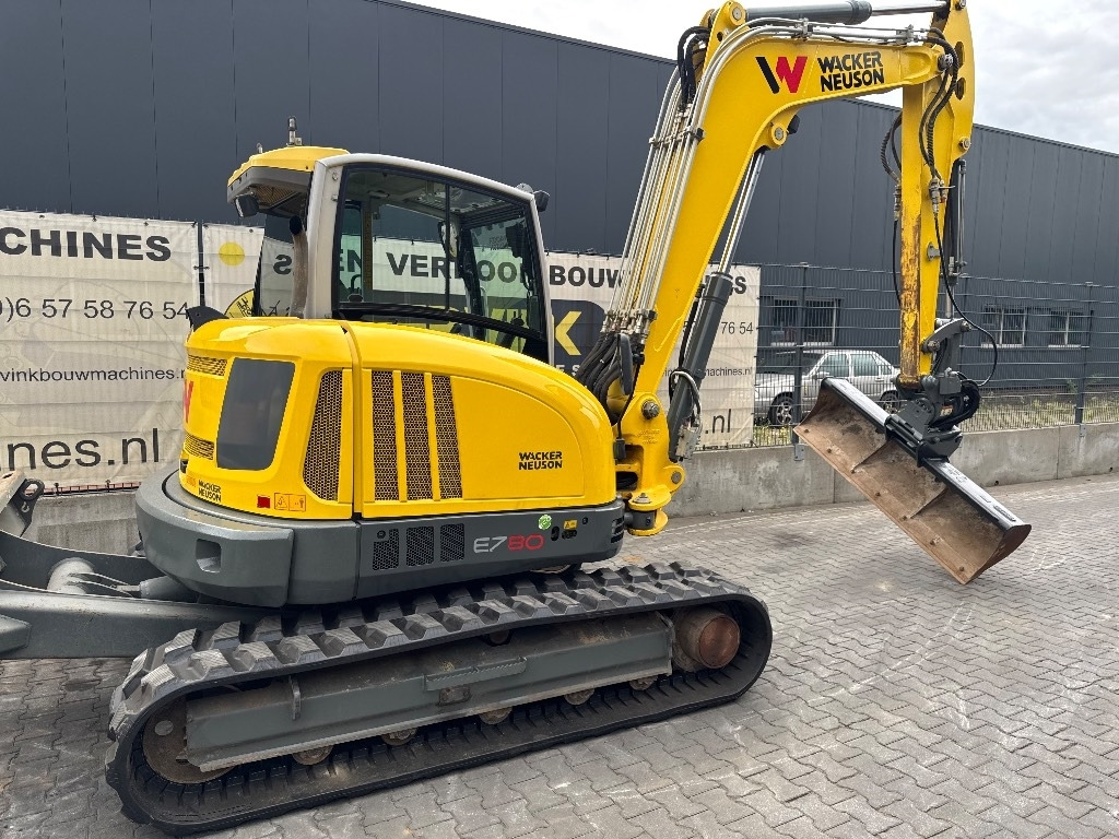 Wacker Neuson EZ 80 - 小型挖掘机:图2 Wacker Neuson EZ 80 - 小型挖掘机:图2