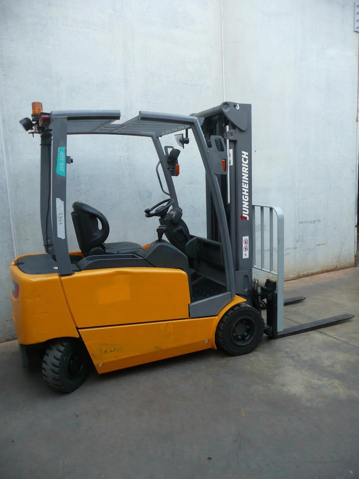 Jungheinrich EFG 320n 480 DZ - 电动叉车:图2 Jungheinrich EFG 320n 480 DZ - 电动叉车:图2