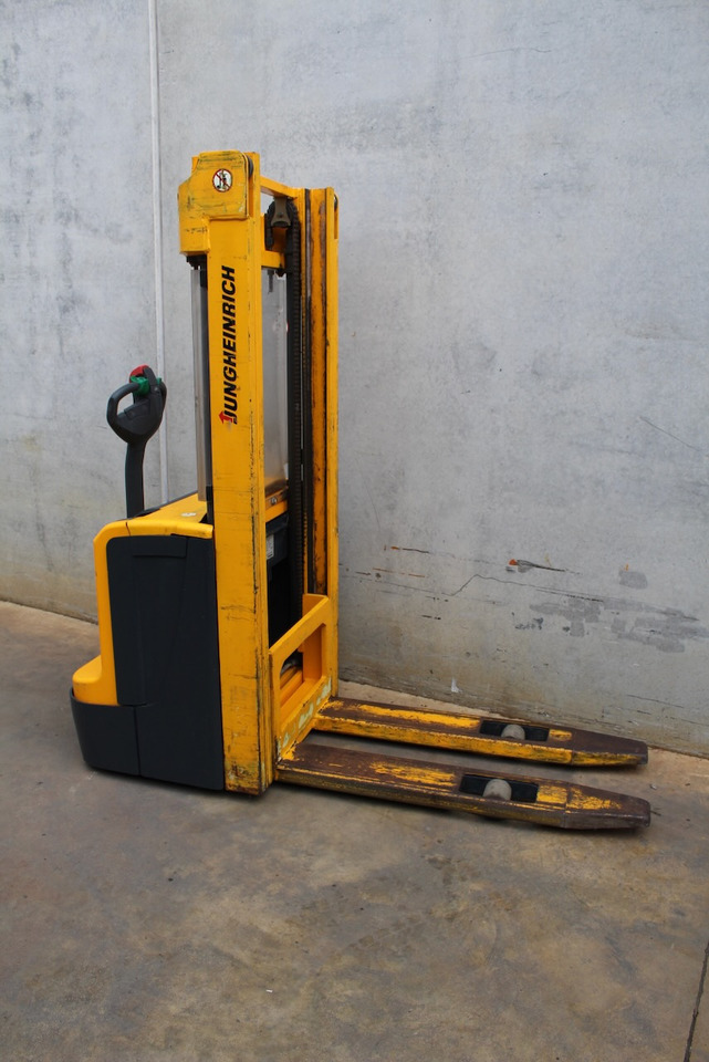 Jungheinrich EJC 212 330 ZT - 堆垛机:图4 Jungheinrich EJC 212 330 ZT - 堆垛机:图4