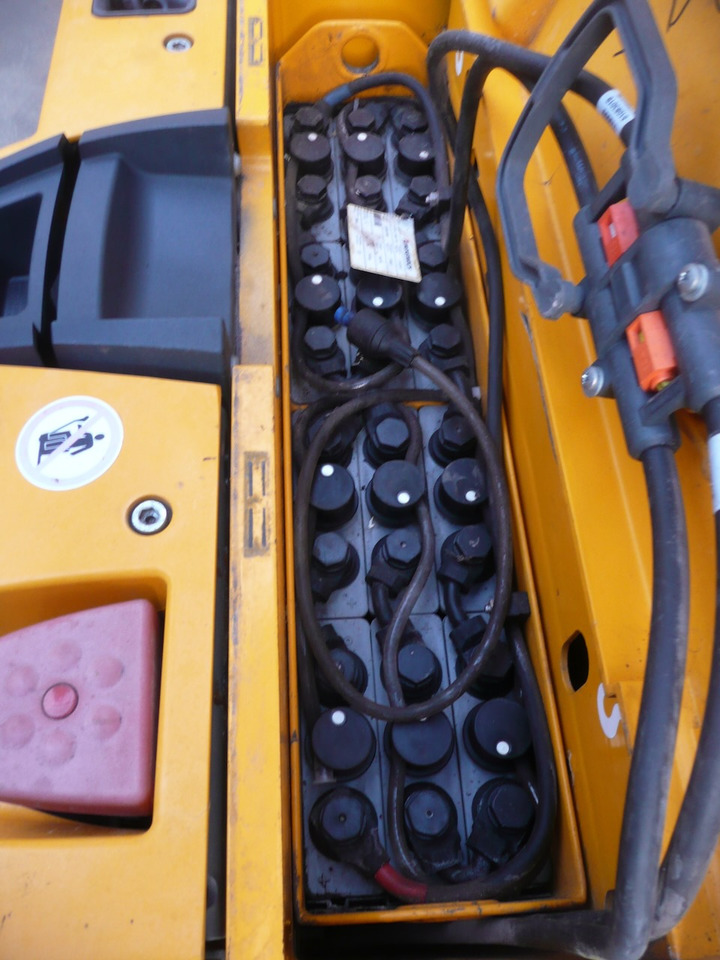 码垛车 Jungheinrich EJE C20：图6