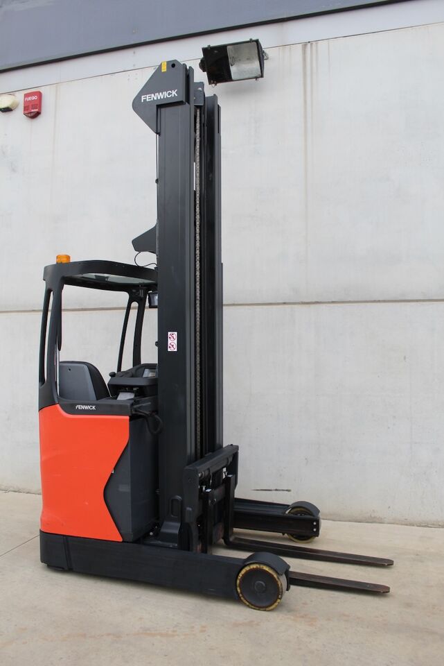 Linde R16-01 - 前移式叉车:图1 Linde R16-01 - 前移式叉车:图1