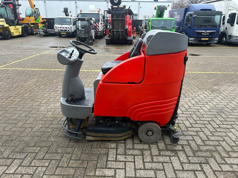 Hako B 750 R SOLD - 道路清扫机:图5 Hako B 750 R SOLD - 道路清扫机:图5