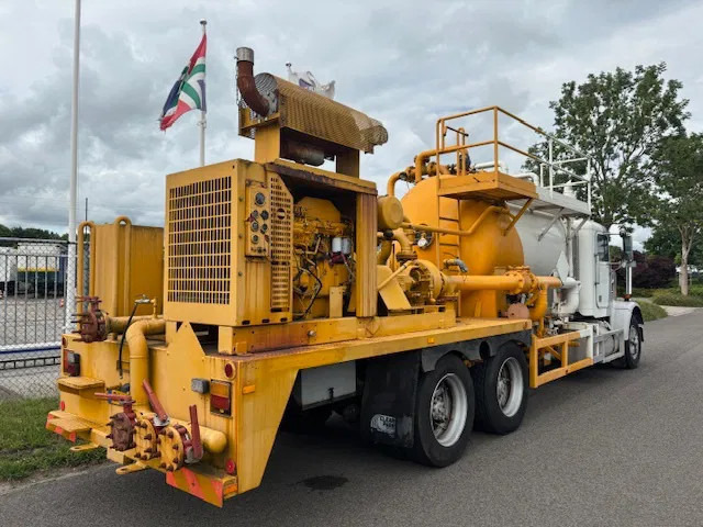 Freightliner 3 AXLE RIGID BODY chassis cabine - 驾驶室底盘卡车:图4 Freightliner 3 AXLE RIGID BODY chassis cabine - 驾驶室底盘卡车:图4