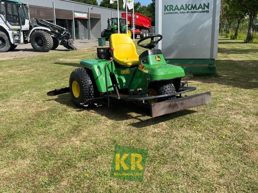 1200A bunkerrake John Deere - 园林设备:图2 1200A bunkerrake John Deere - 园林设备:图2