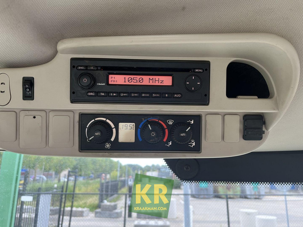 6115R John Deere - 拖拉机:图3 6115R John Deere - 拖拉机:图3