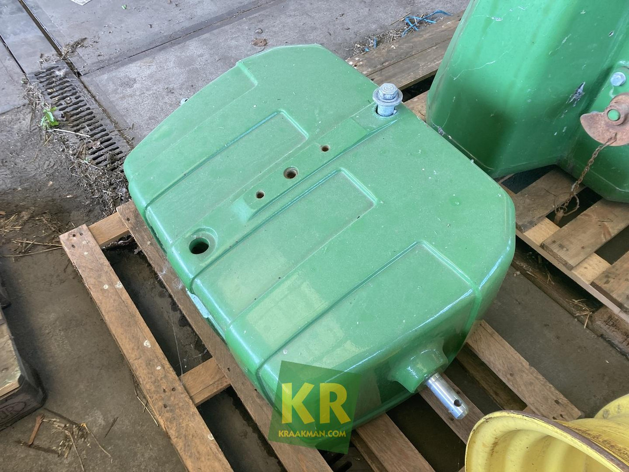 900 kg John Deere - 对重装置:图3 900 kg John Deere - 对重装置:图3