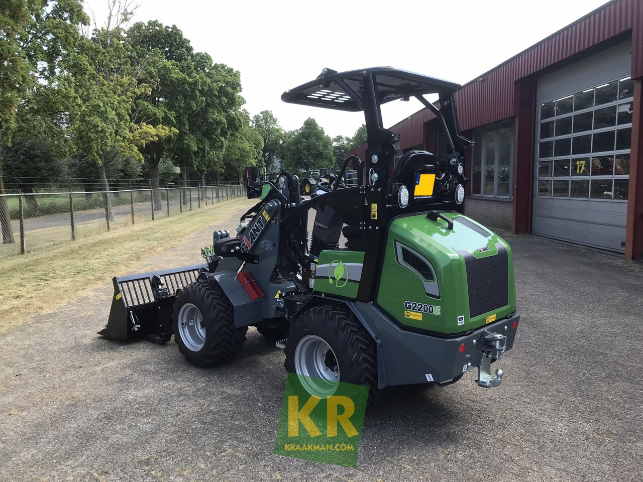 G2200E Giant - 紧凑型装载机:图4 G2200E Giant - 紧凑型装载机:图4