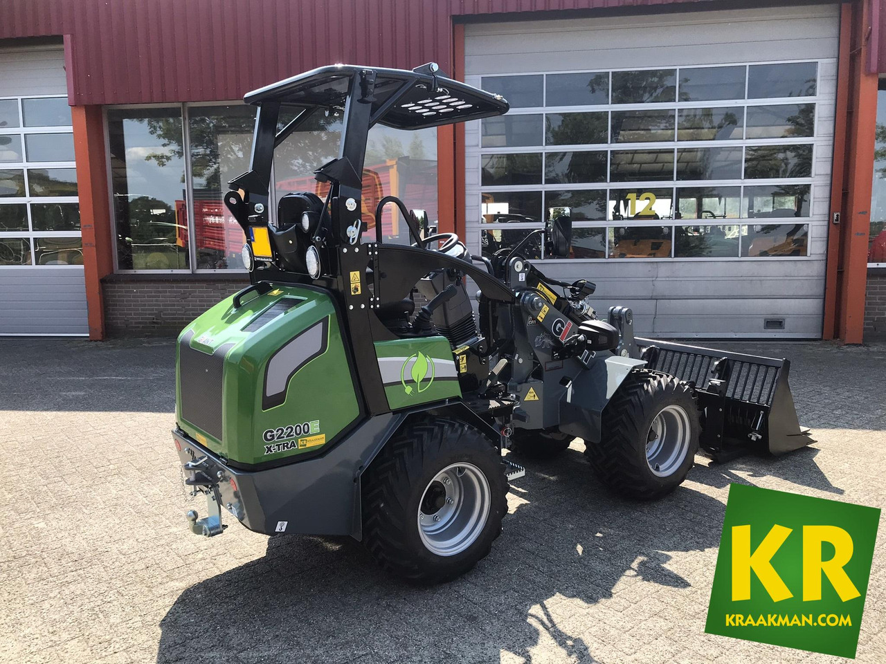 G2200E Giant - 紧凑型装载机:图3 G2200E Giant - 紧凑型装载机:图3