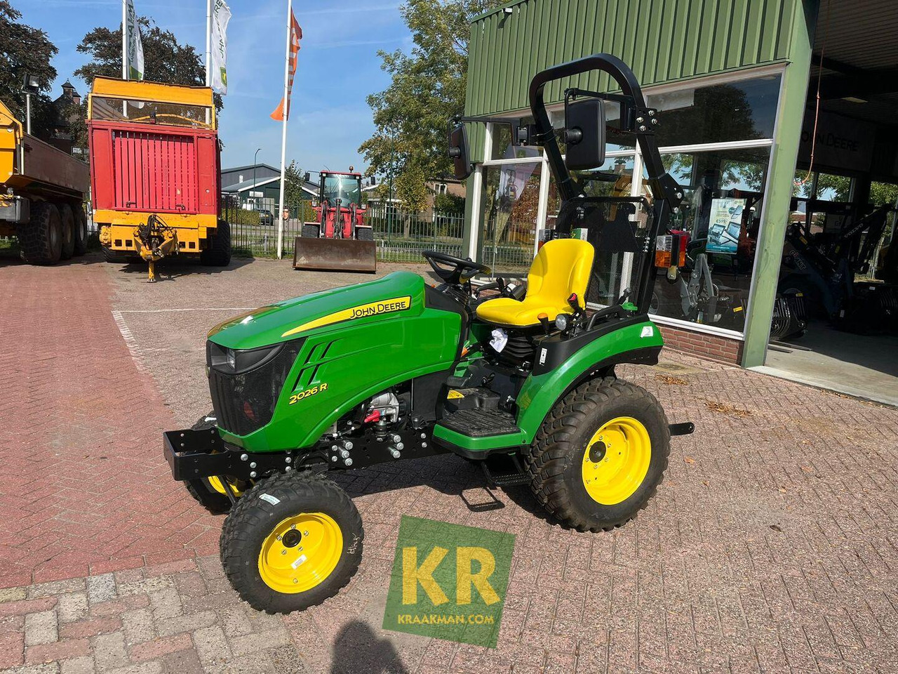 John Deere 2026R  - 紧凑型拖拉机:图1 John Deere 2026R  - 紧凑型拖拉机:图1