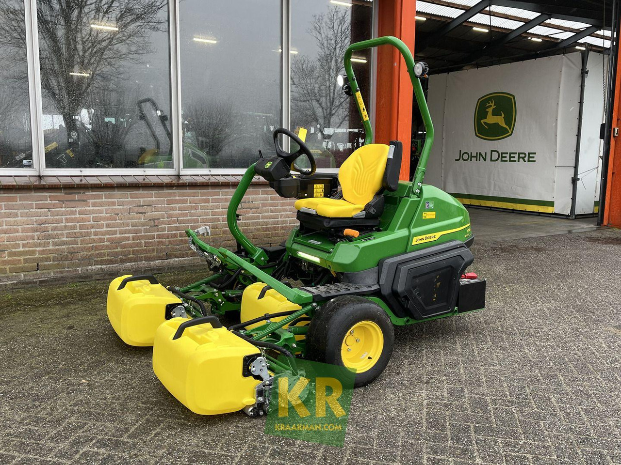 John Deere 2750 E-CUT HYBRID - 园林割草机:图1 John Deere 2750 E-CUT HYBRID - 园林割草机:图1
