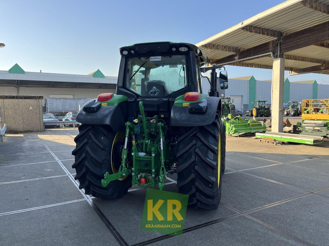 John Deere 6120M - 拖拉机:图5 John Deere 6120M - 拖拉机:图5