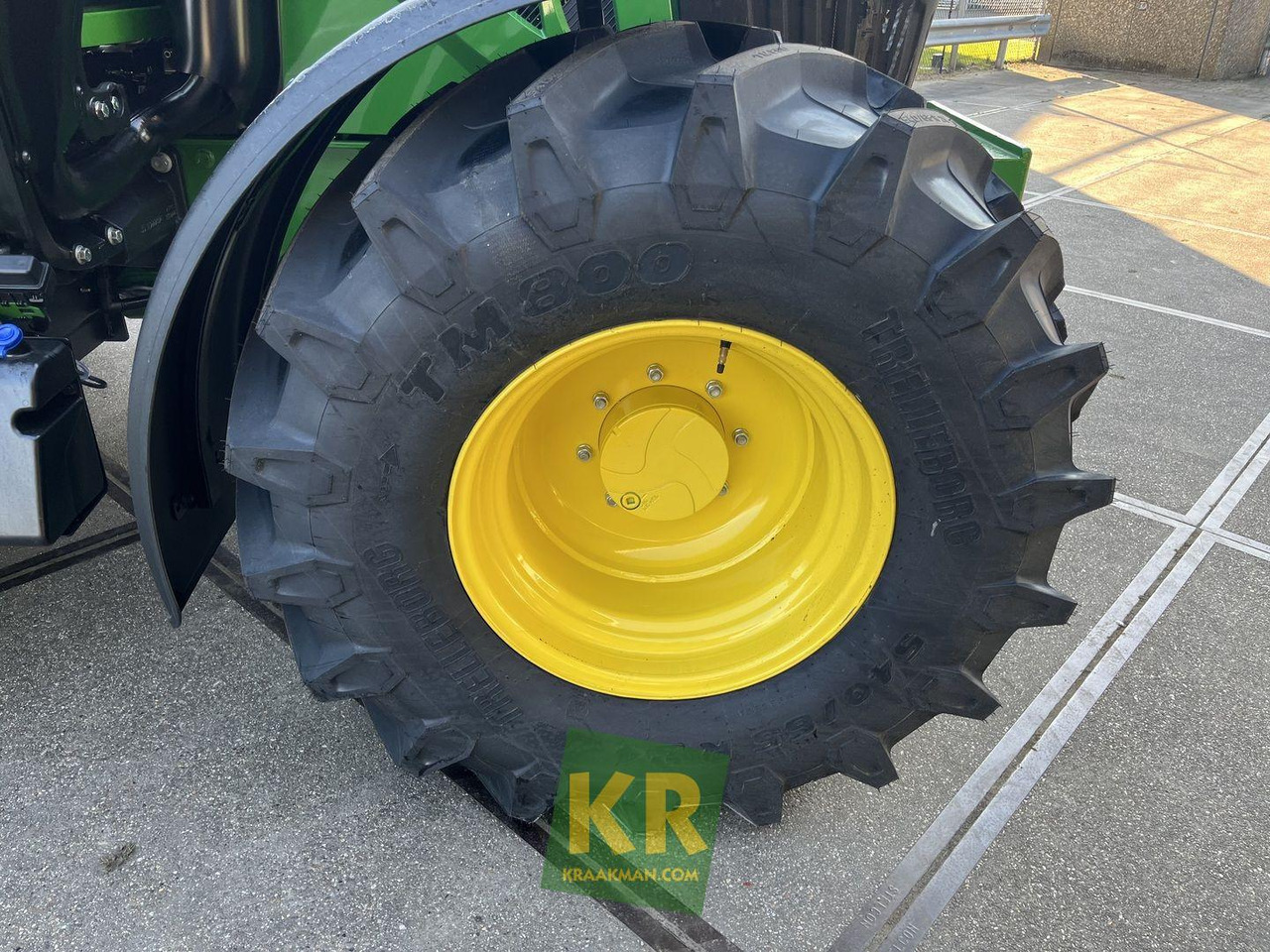John Deere 6120M - 拖拉机:图3 John Deere 6120M - 拖拉机:图3