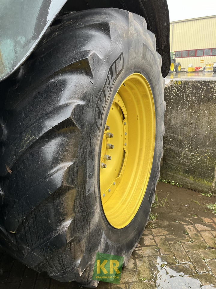 John Deere 6215R - 拖拉机:图5 John Deere 6215R - 拖拉机:图5