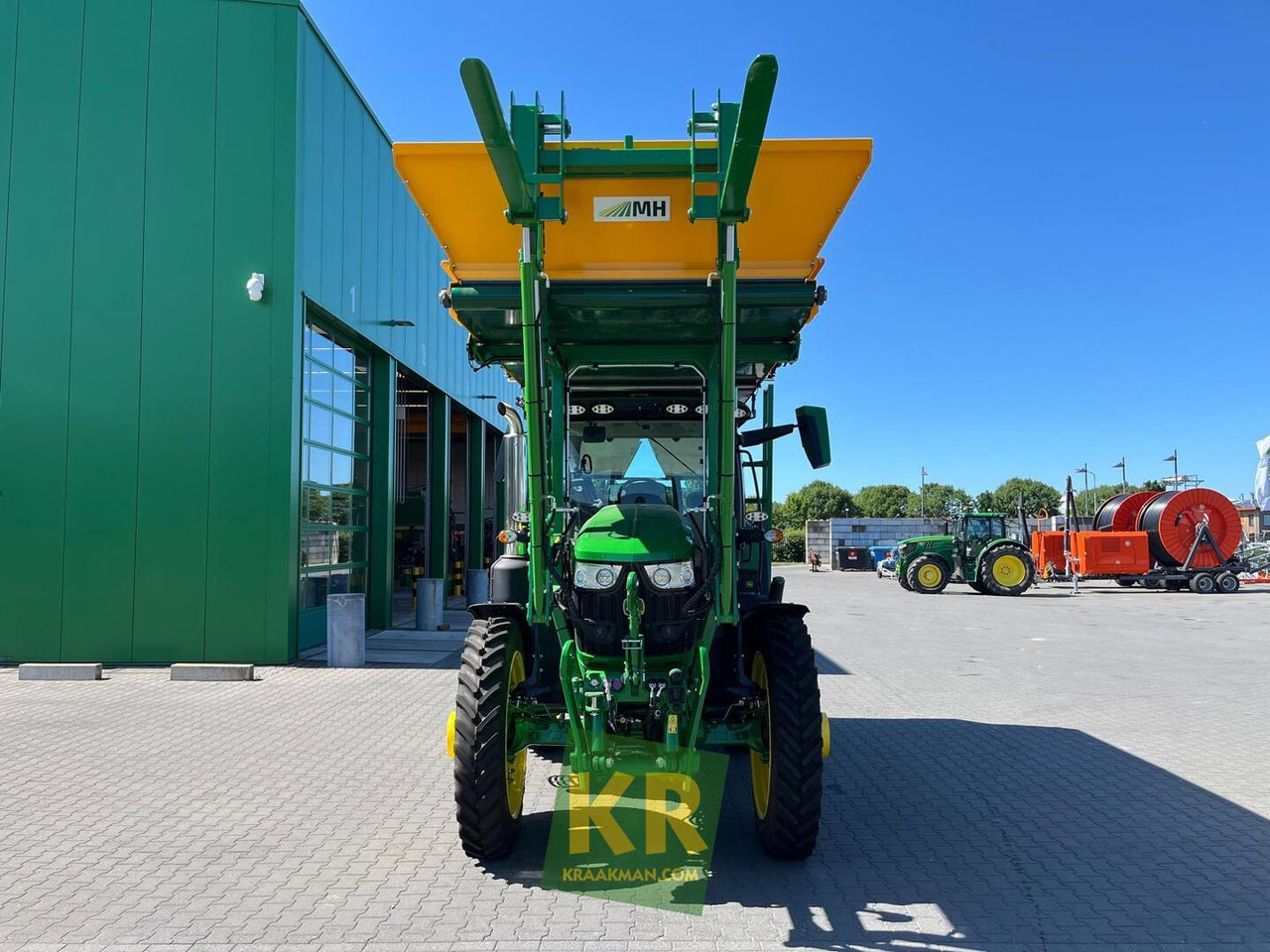 John Deere 6R 155 - 拖拉机:图2 John Deere 6R 155 - 拖拉机:图2