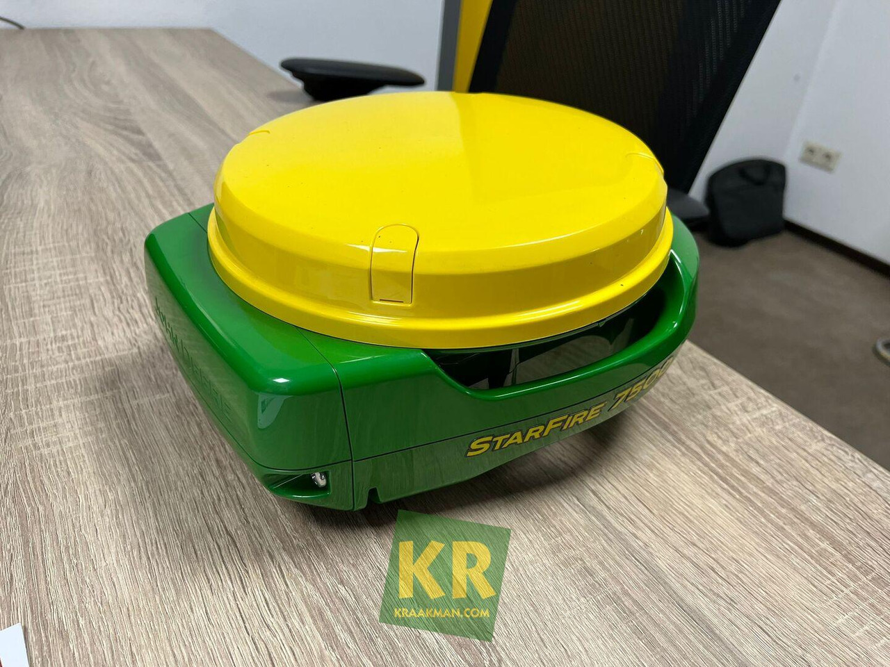 STARFIRE 7500 RECEIVER John Deere - 导航系统:图3 STARFIRE 7500 RECEIVER John Deere - 导航系统:图3
