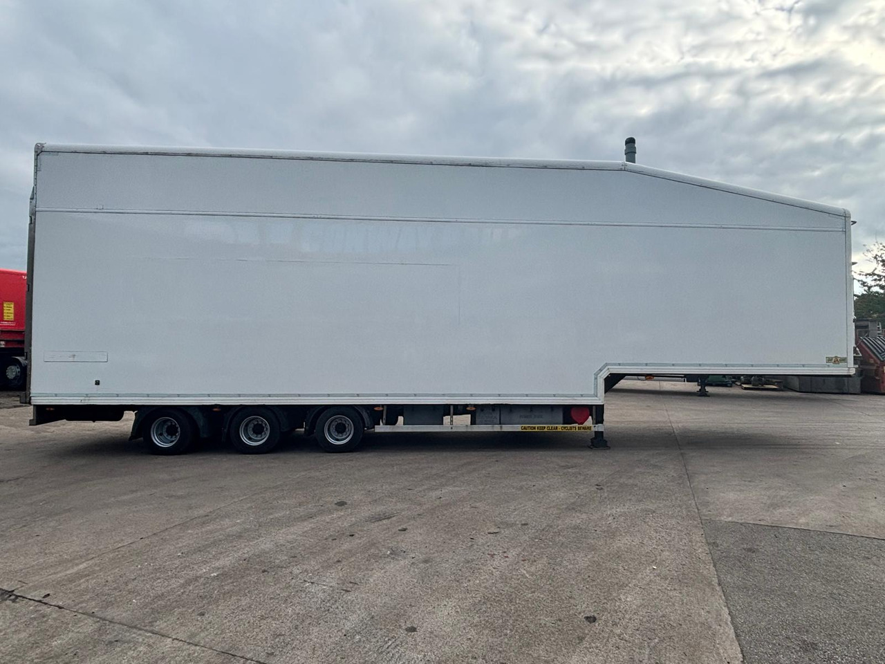 2015 Chereau 13.6m Fridge Trailer – CBT400DD - 冷藏半拖车:图3 2015 Chereau 13.6m Fridge Trailer – CBT400DD - 冷藏半拖车:图3