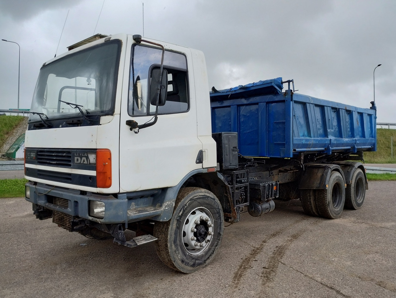 DAF 75 CF ATI 340 6x4 - 翻斗车:图1 DAF 75 CF ATI 340 6x4 - 翻斗车:图1