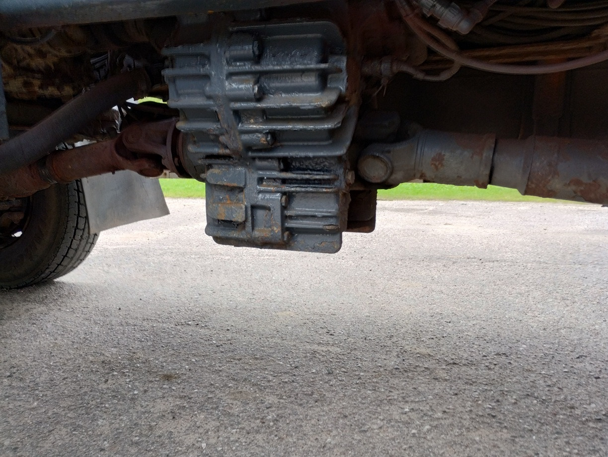 MAN F90 19-372 6X4 - 4 - 翻斗车:图5 MAN F90 19-372 6X4 - 4 - 翻斗车:图5