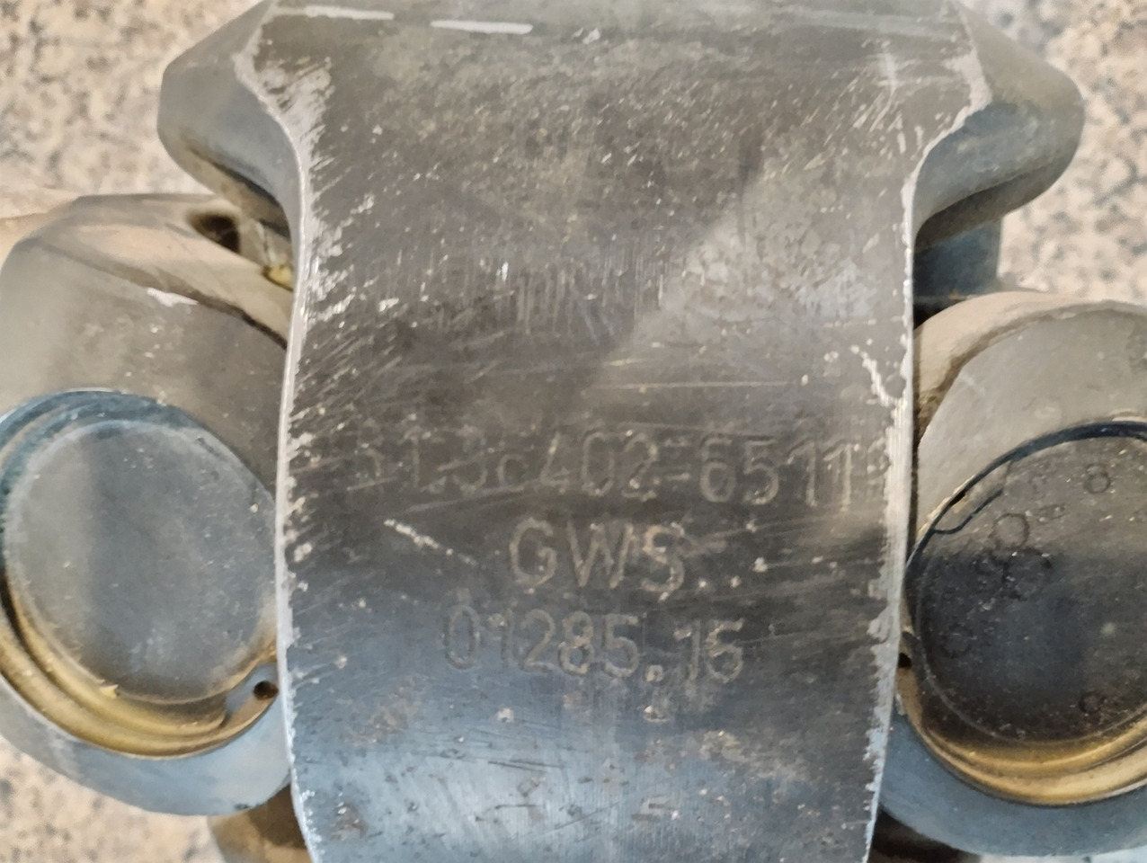 MAN PÓŁOŚ NAPĘDOWA DRIVE SHAFT MAN F90 F2000 TGA 4X4 6X6 8X6 8X8 81364026511 81364029511 - 备件:图2 MAN PÓŁOŚ NAPĘDOWA DRIVE SHAFT MAN F90 F2000 TGA 4X4 6X6 8X6 8X8 81364026511 81364029511 - 备件:图2