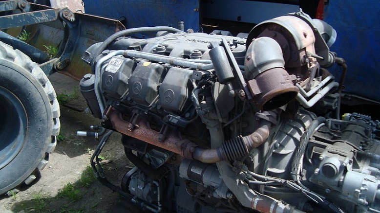 Mercedes Benz Actros MP3 OM501 V6 - 发动机及其零件:图2 Mercedes Benz Actros MP3 OM501 V6 - 发动机及其零件:图2